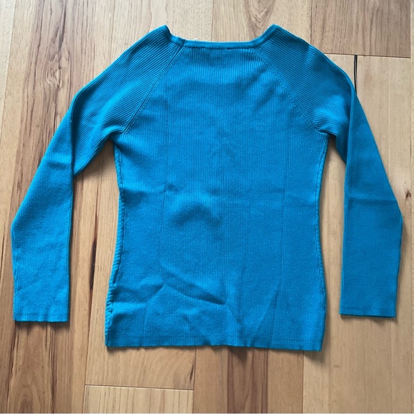 Metric Teal Long Sleeve Women's Sweater, Size Medium - Picture 2 of 7
